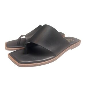 Franco Sarto Merci Leather Flat Sandals Size 6.5 Square Toe Casual Travel